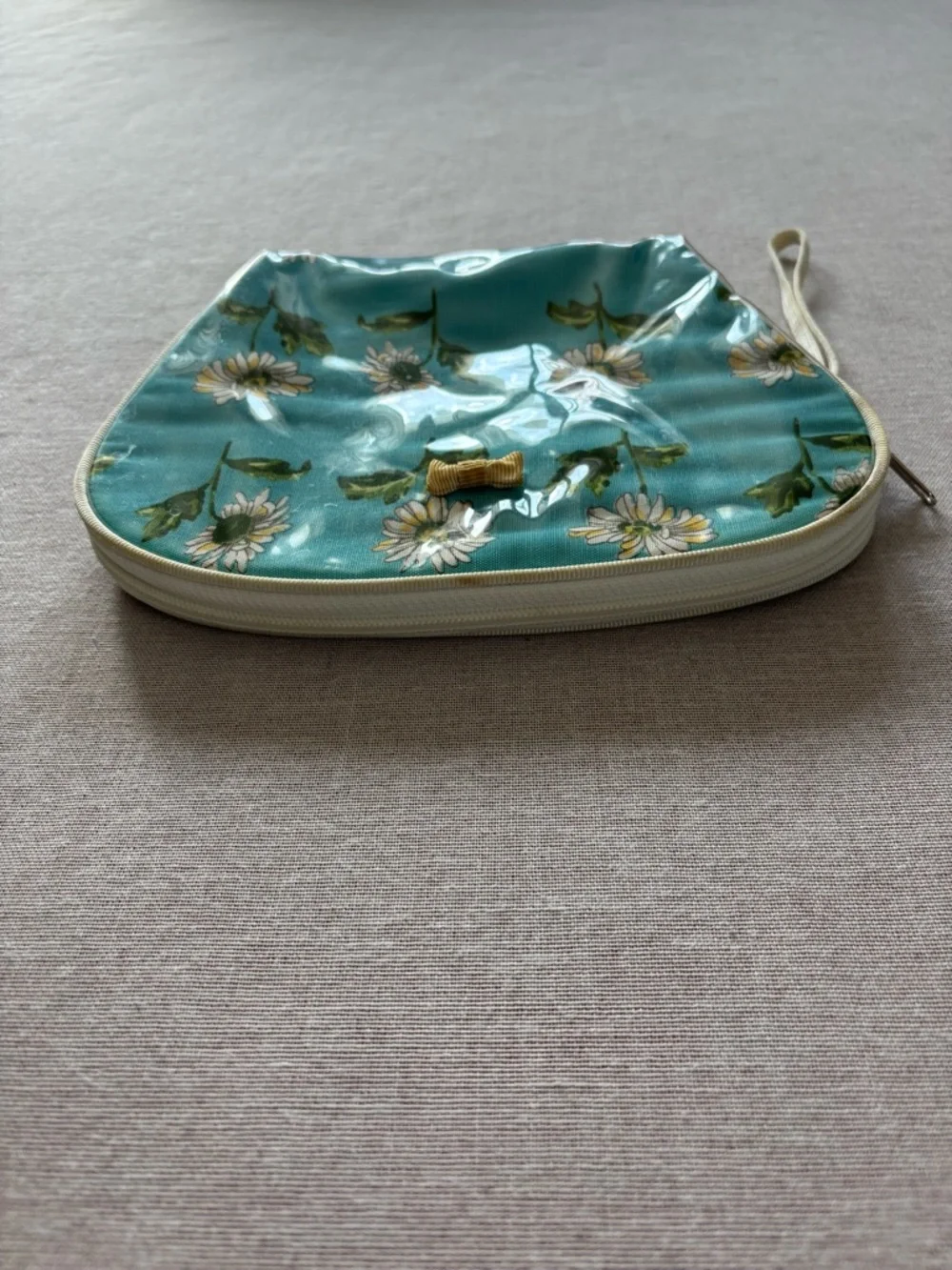 Liz Claiborne blue white